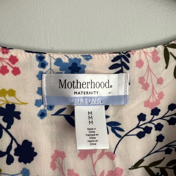 Motherhood Maternity Nursing Blouse Floral Pink Women's Medium - Picture 3 of 5